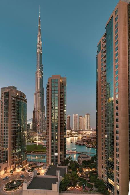 Apartment Burj Bliss Dubai